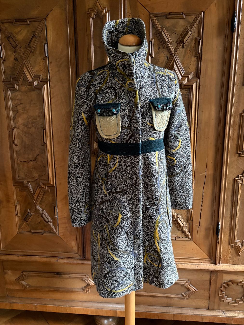 Desigual Manteaux: DESIGUAL Mantel  Gr. 38EU – D'occasion à Interlaken par Bona55 1