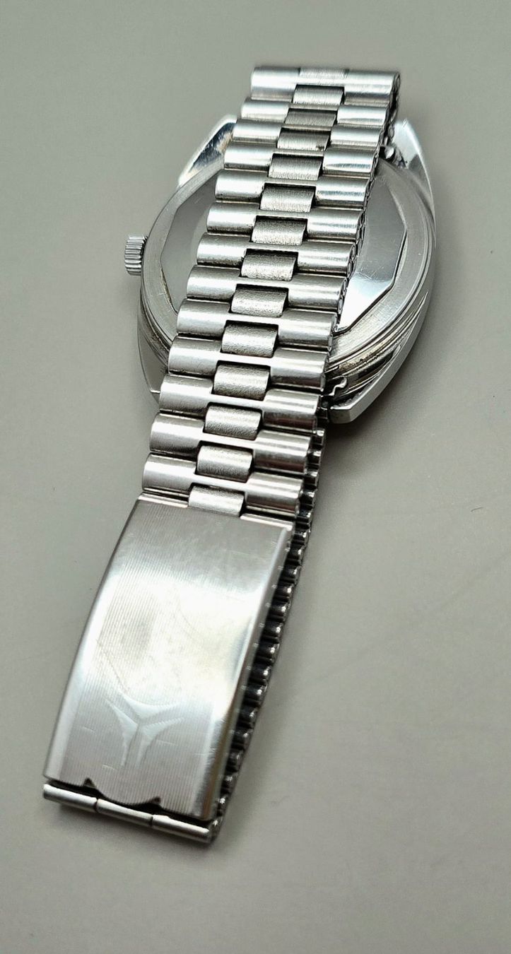 Doxa Montres: DOXA BY SYNCHRON VINTAGE  CONQUISTADOR AUTOMATIC DATE UHR – D'occasion à Neftenbach par Taschen-Uhren 8