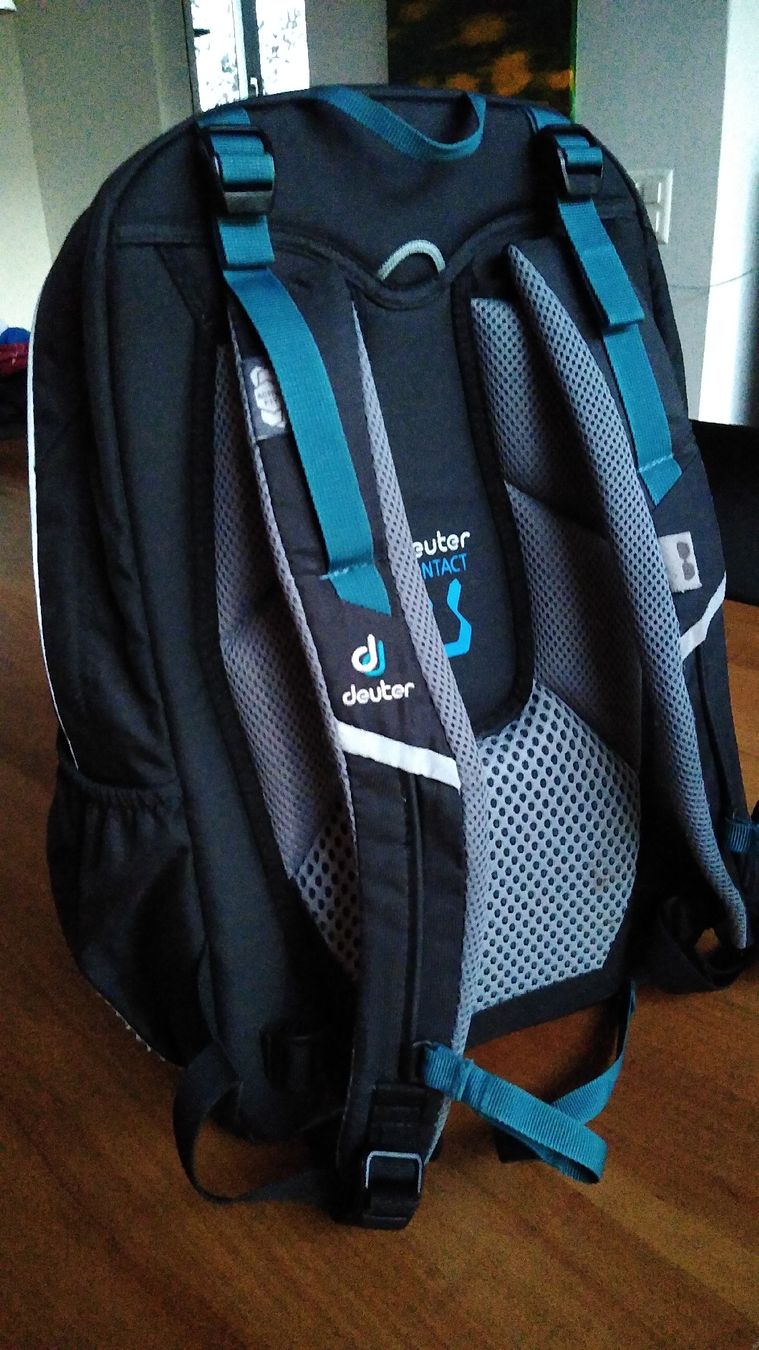Deuter Borse & Zaini: Deuter Schulsack / Schulthek – Usato da Rothrist venduto da mimi535 1
