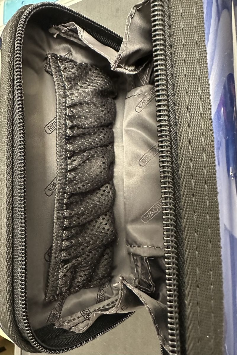 Rimowa Kosmetikkoffer: Thai Airways First Class Rimova Necessaire  – Gebraucht aus Küsnacht ZH von Nano_zh 2