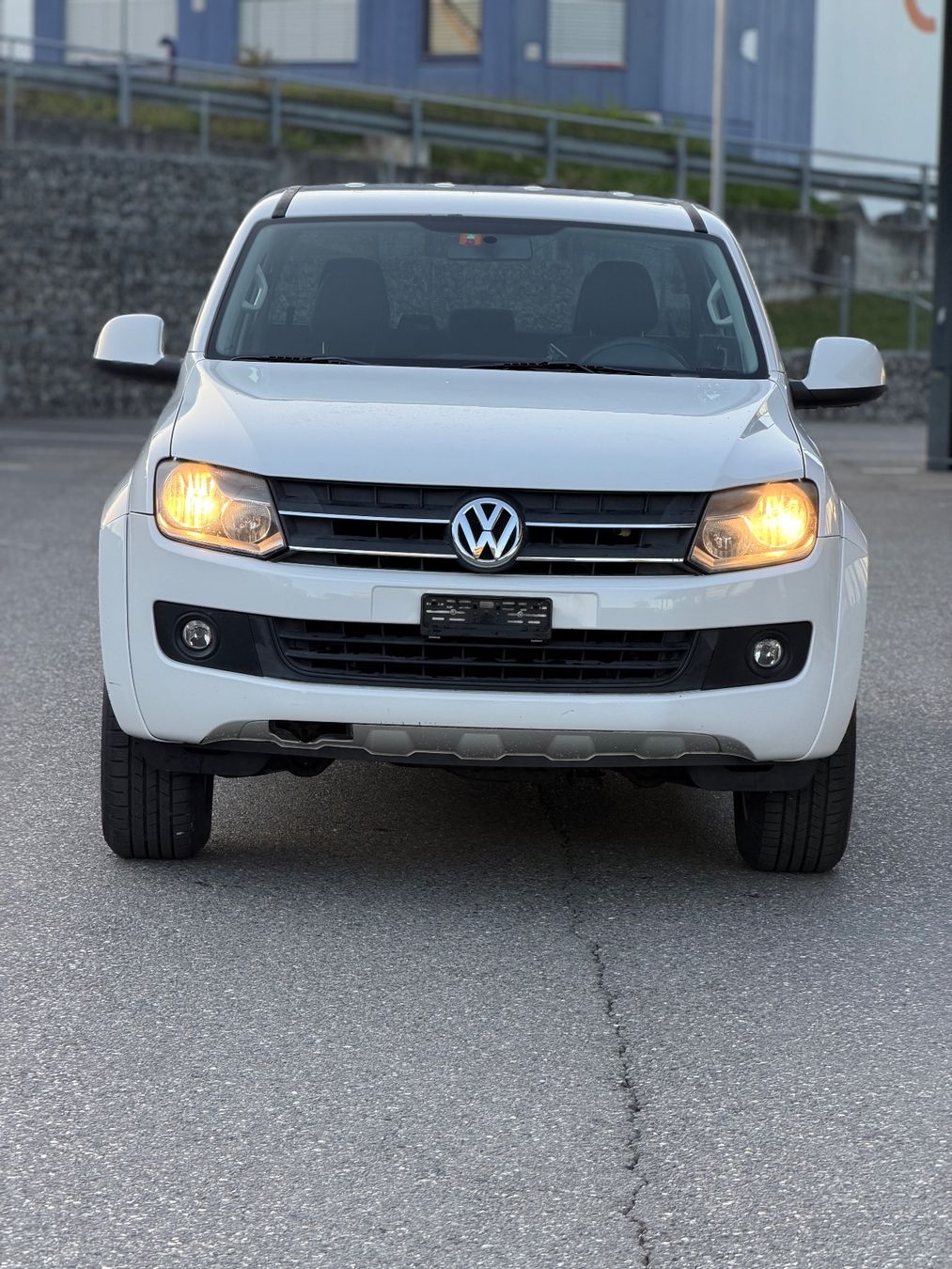 VW Automobili: VW AMAROK 2.0 TDI – Usato da Cormagens venduto da sajkarov