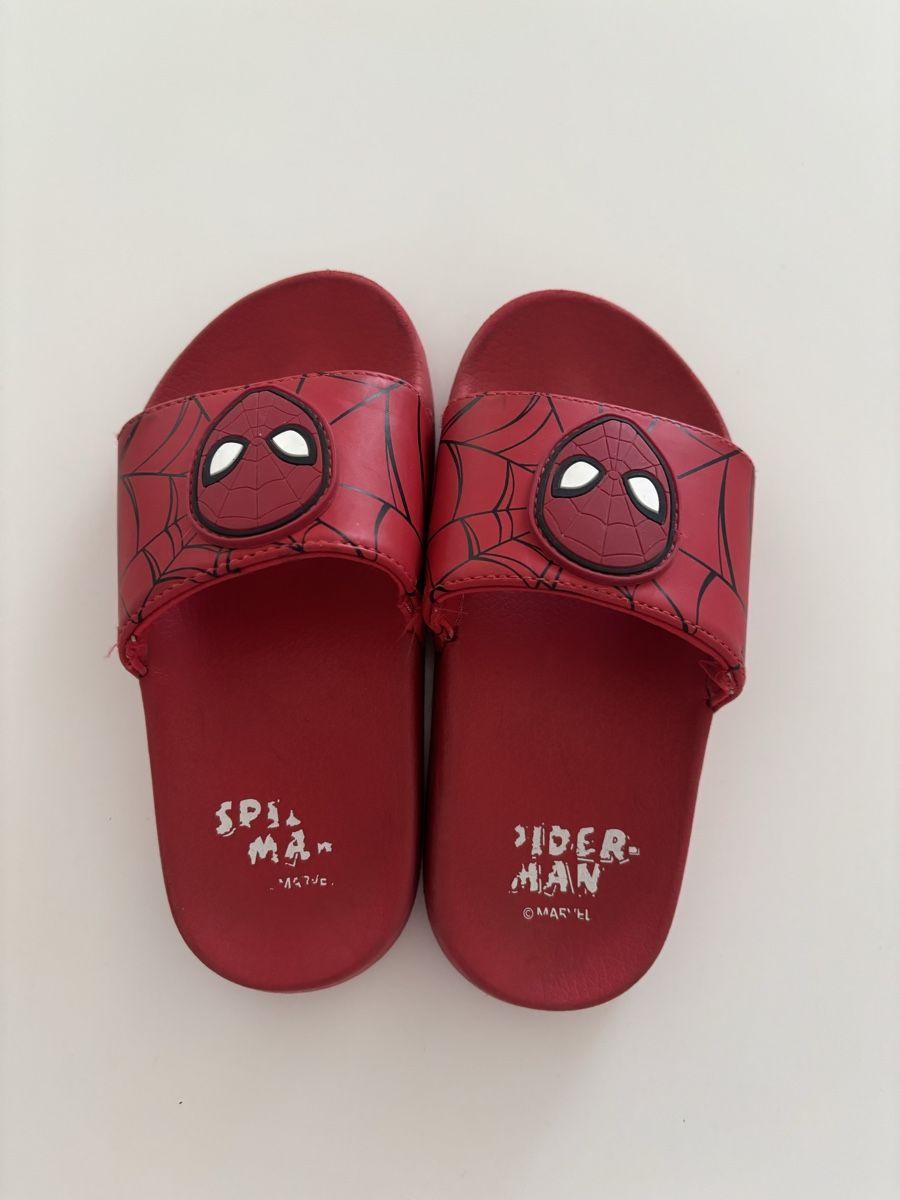 Scarpe per ragazzi: Sandalen/Badeschlappen Spiderman Gr.27 – Usato da Chur venduto da Sancho09 1