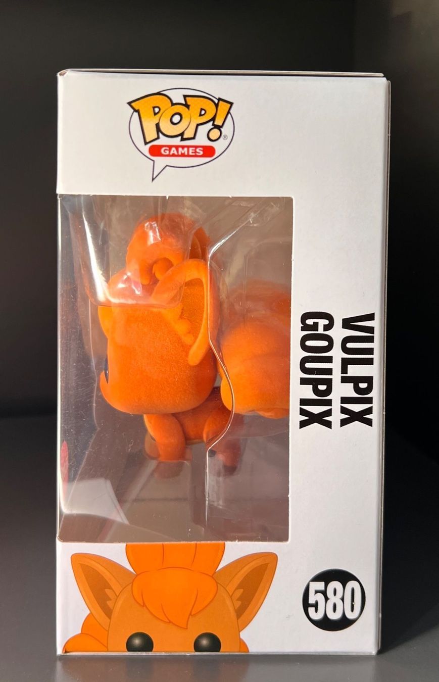 Funko Figuren: Funko Vulpix 580 Flocked Special Edition – Neu und originalverpackt aus Wettingen von __mj81 2