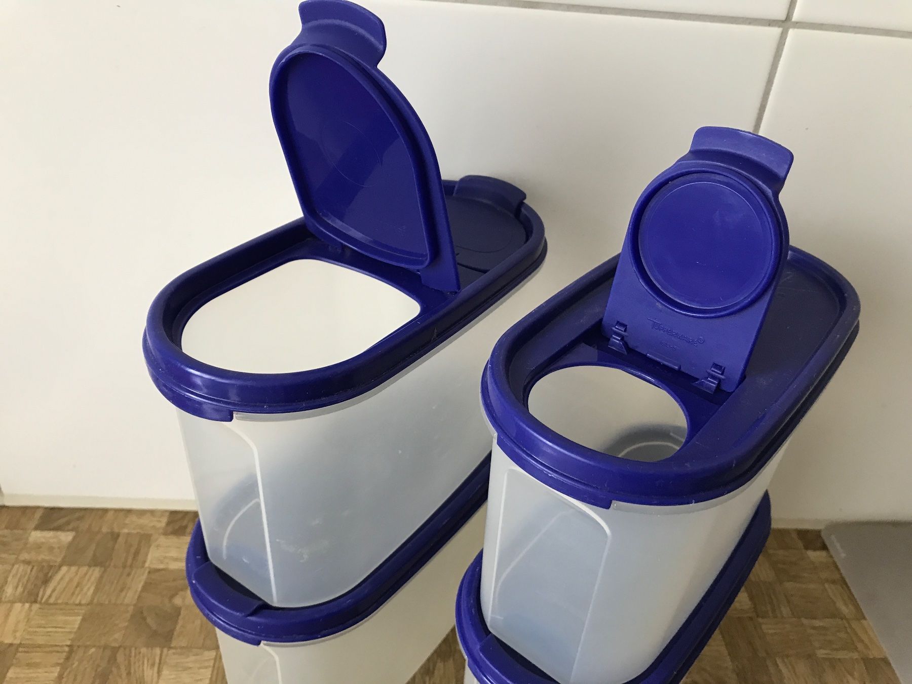 Tupperware Contenitori & Simili: Tupperware 4 Vorratbehälter – Usato da Birmensdorf ZH venduto da Hilhan 2