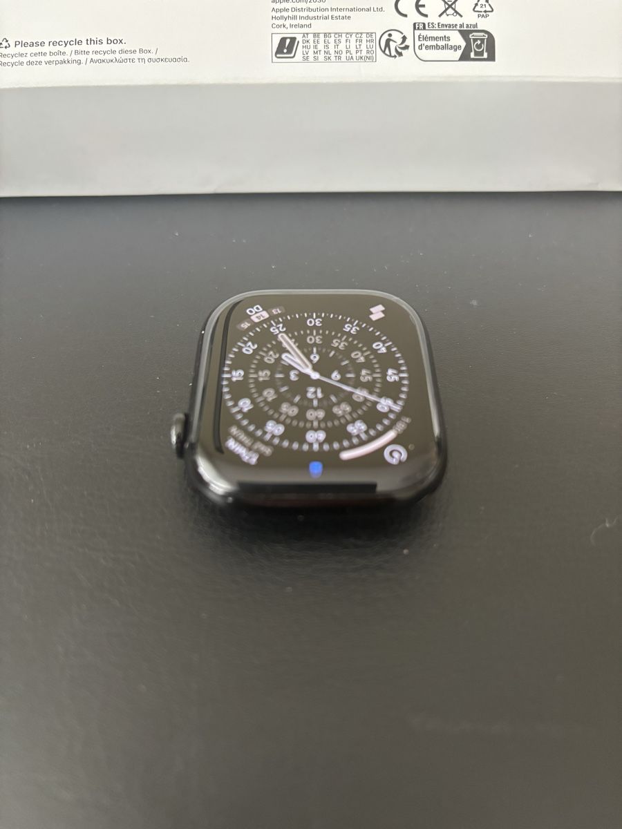 Apple Smartwatch: Apple Watch Series 10 46mm Jet Black Cellular – Usato da Oberdiessbach venduto da Npss 3