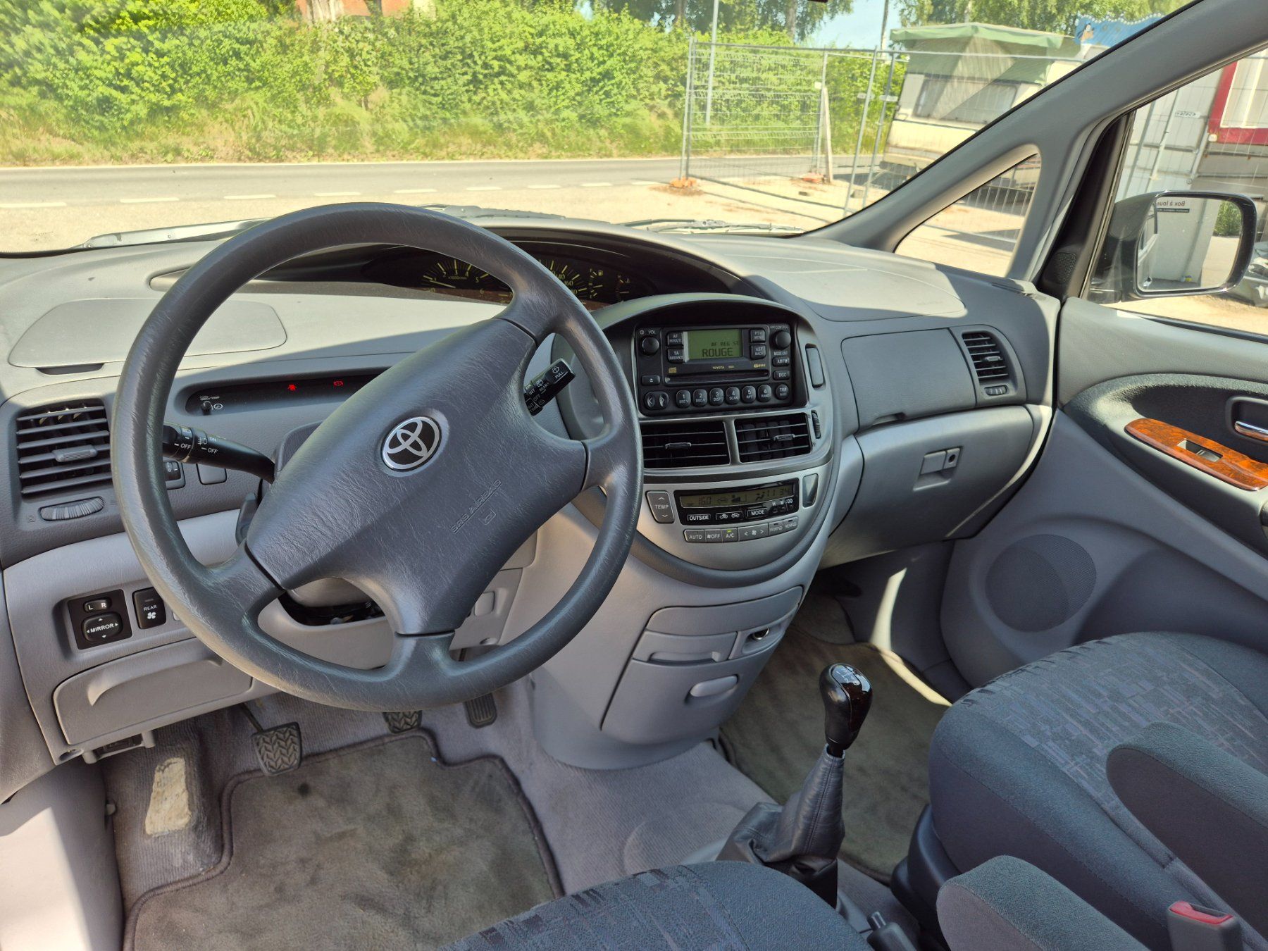 Toyota Automobili: TOYOTA PREVIA D-4D MF 7-Plätzer - frisch ab MFK -17.06.2026 – Usato da Yverdon-les-Bains venduto da MotoMark 5