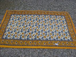 Baumwolltuch oder Tischtuch von Laxmi