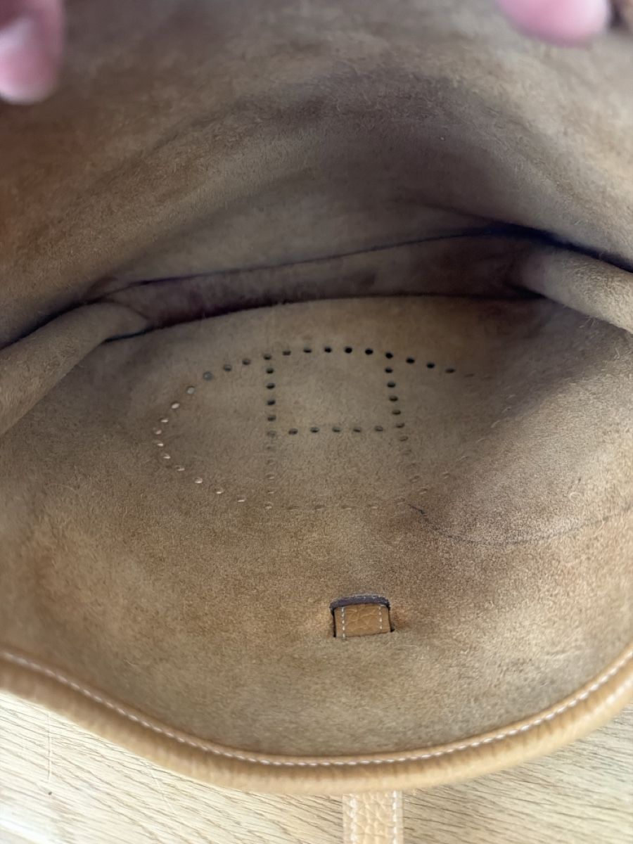 Hermès Borse da donna: Authentic Hermès Evelyne 28 Bag - Tan Leather - Pristine – Usato da Geneve venduto da esp_8rbh 6
