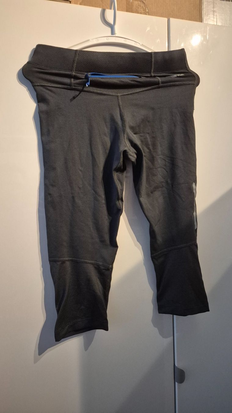 Pantaloni: 3/4 Laufshorts Salomon – Usato da Regensdorf venduto da fjuzl 1