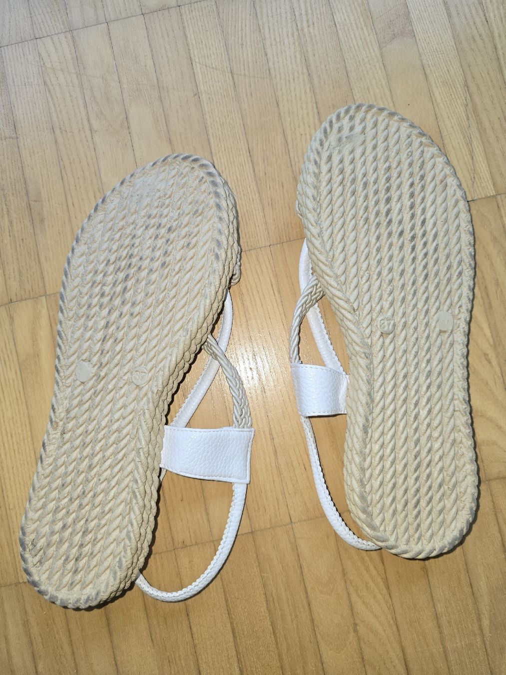 Scarpe da donna: Sandalen, Grösse 37 – Usato da St. Gallen venduto da A.W.128 1