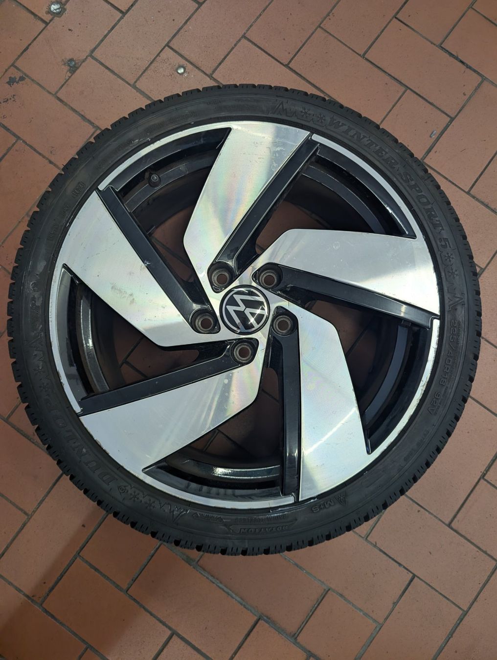 Volkswagen Pneumatici & Ruote complete: 4 Winterräder zu VW Golf VIII – Usato da Trimstein venduto da ef79