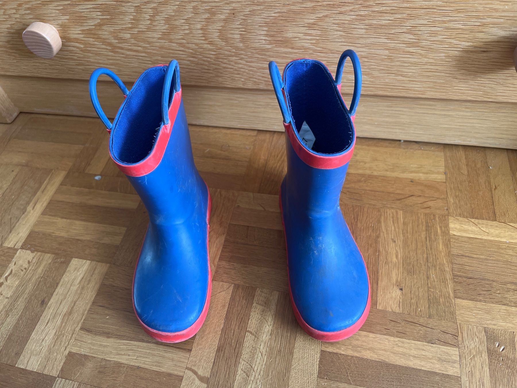Scarpe per ragazzi: Gummistiefel Kinder Transformers Grösse 27 – Usato da Basel venduto da friceberg2 1