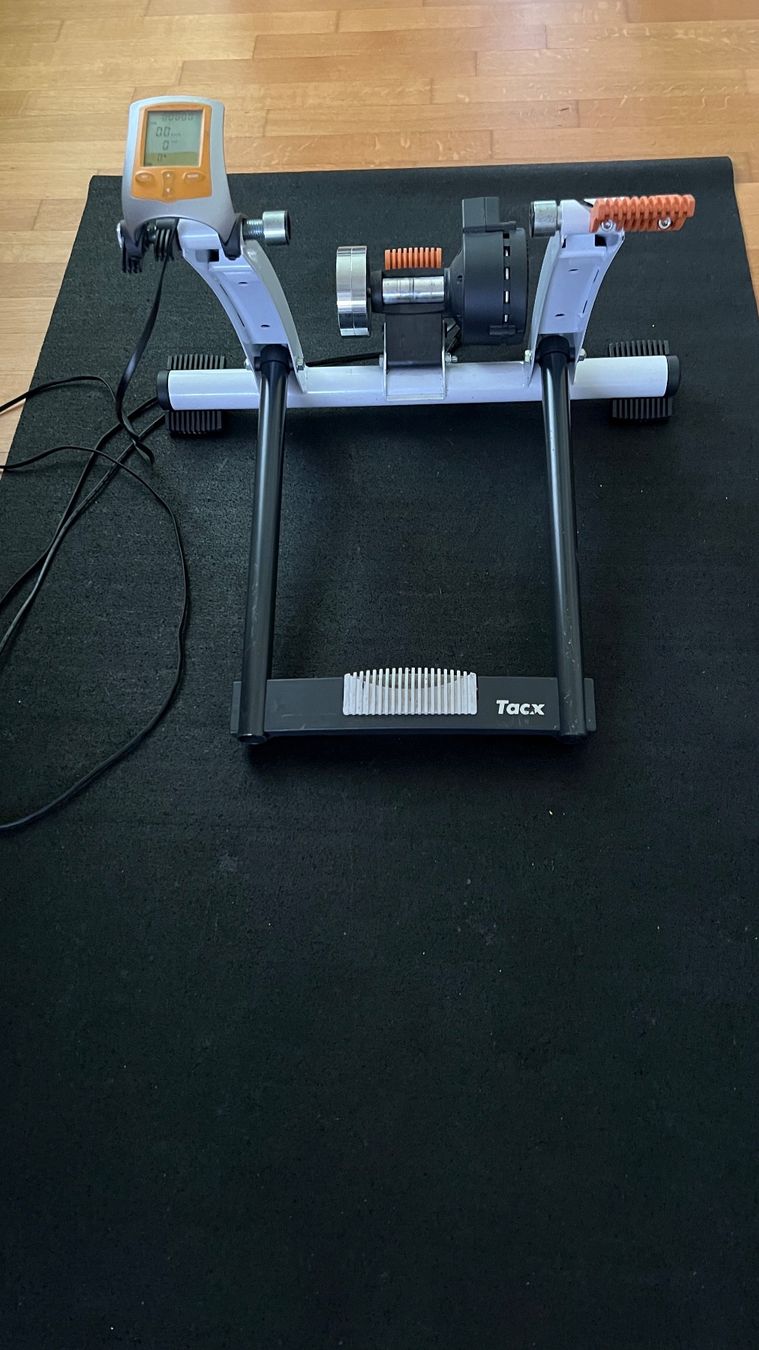 Tacx Hometrainer: Tacx Rollentrainer – Gebraucht aus Thayngen von JoshiB.