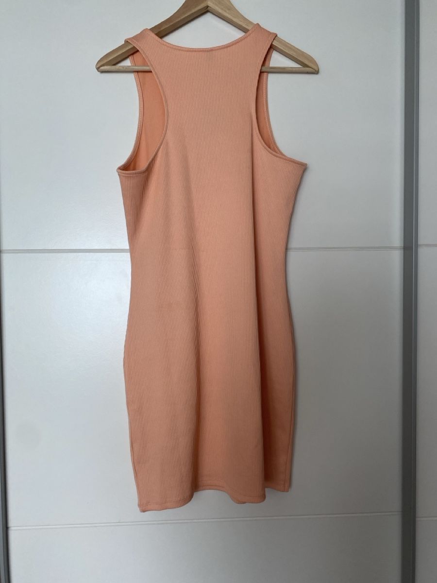 H&M Robes: Rippkleid Grösse L – D'occasion à Alpnach Dorf par melbb 2