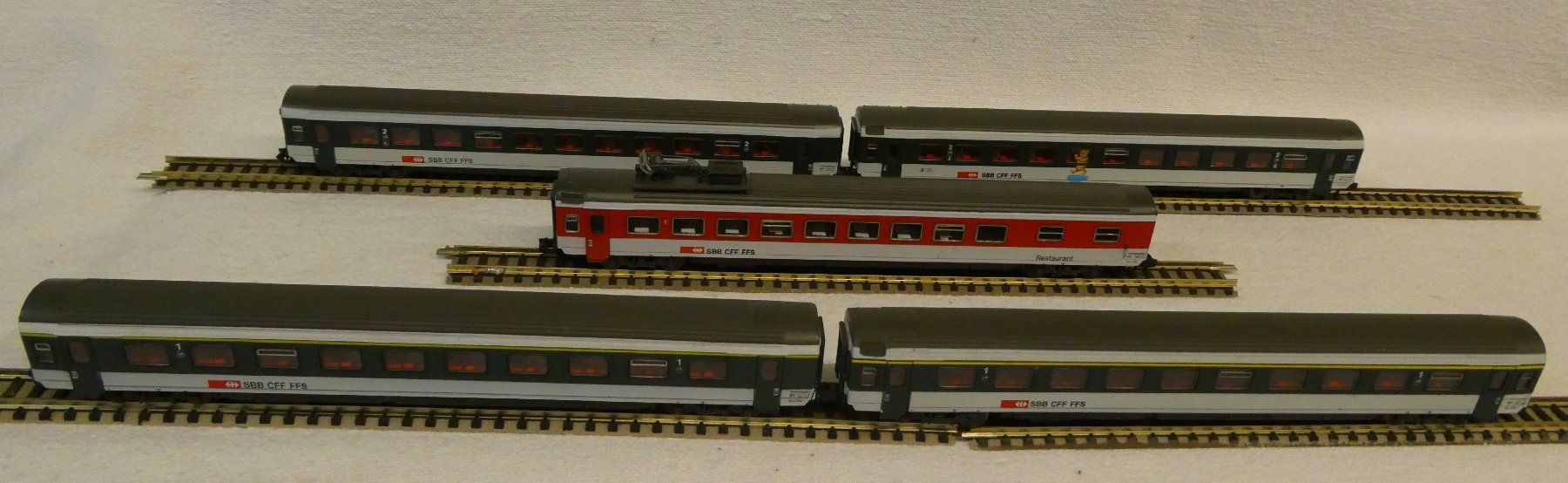 Roco Modellini di ferrovie: 5 Stk SBB Personenwagen – Nuovo (secondo la descrizione) da Rupperswil venduto da Ropi03 1