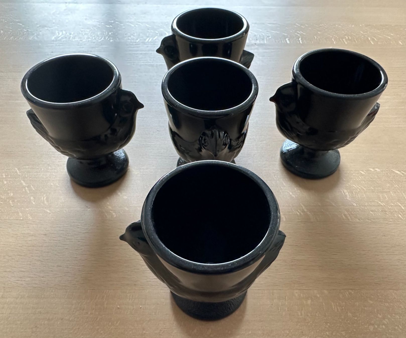 Altre Stoviglie: Schwarze Eierbecher, 5er Set, Vintage 70er – Usato da Domat/Ems venduto da 01Mani