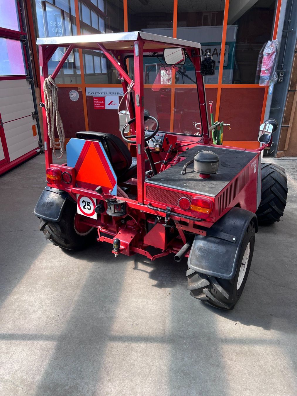 Aebi Tracteurs: Kommunalfahrzeug – D'occasion à St.Margarethen par Binsch 1
