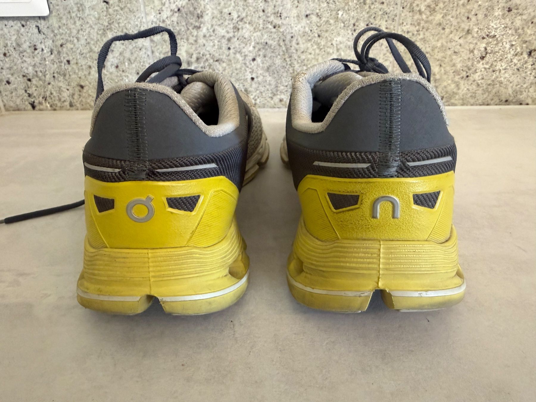 On Scarpe da uomo: On Schuhe Grösse 42 – Usato da Geroldswil venduto da Jeremy11 5
