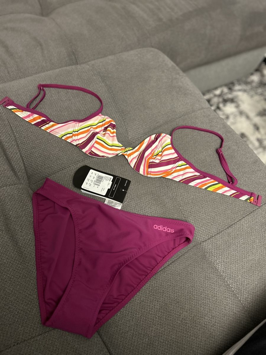 Adidas Costumi da bagno & Bikini: Bikini Adidas 38 / Oberteil 36B - Neu – Nuovo e nell'imballaggio originale da Corgémont venduto da Tania05