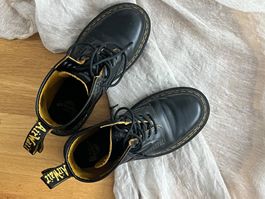 Dr. Martens Stiefel schwarz Leder 41