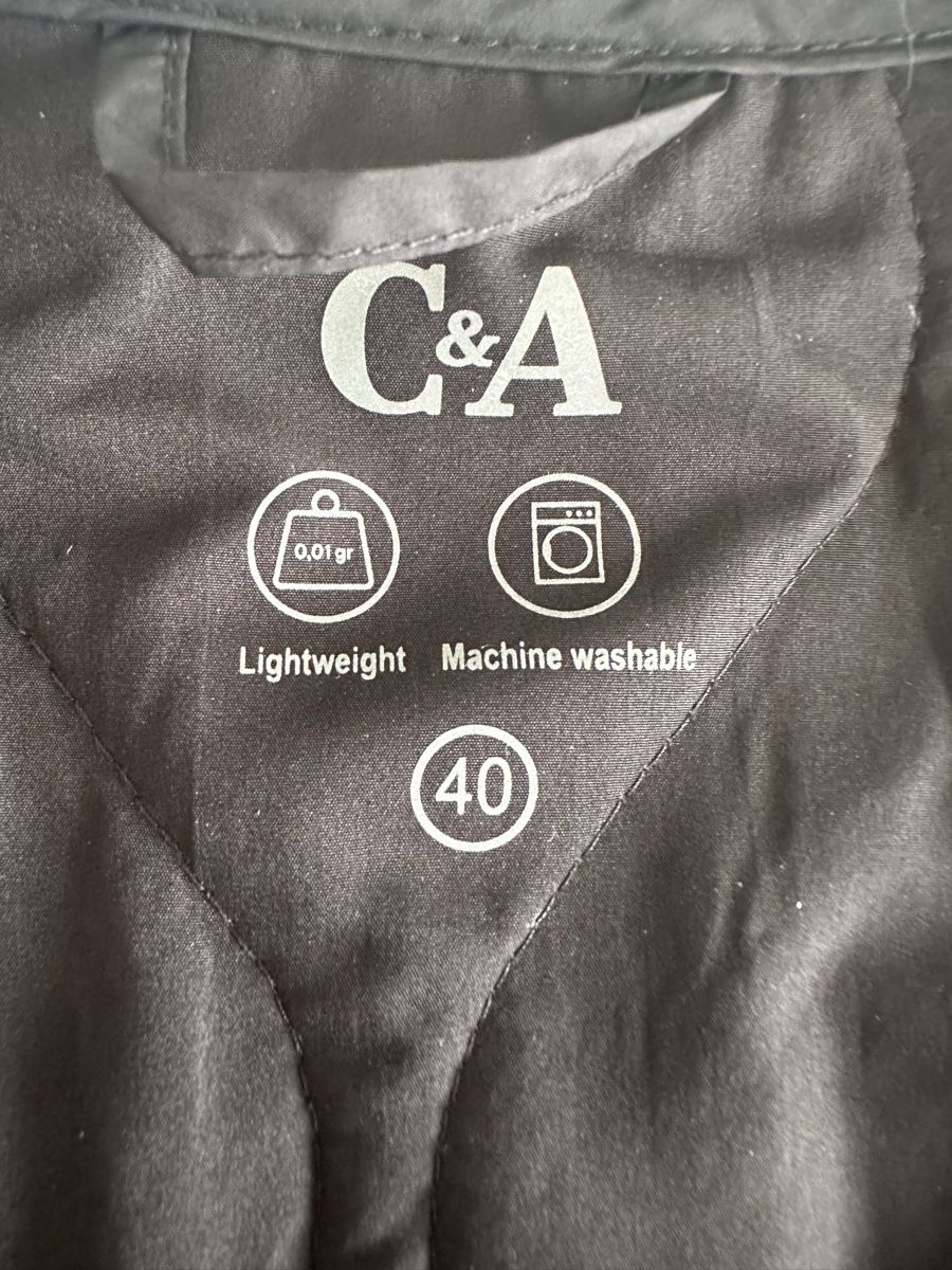 C&A Gilet & Giacche senza maniche: Steppweste schwarz  – Nuovo (secondo la descrizione) da Heimberg venduto da milenasarah 1