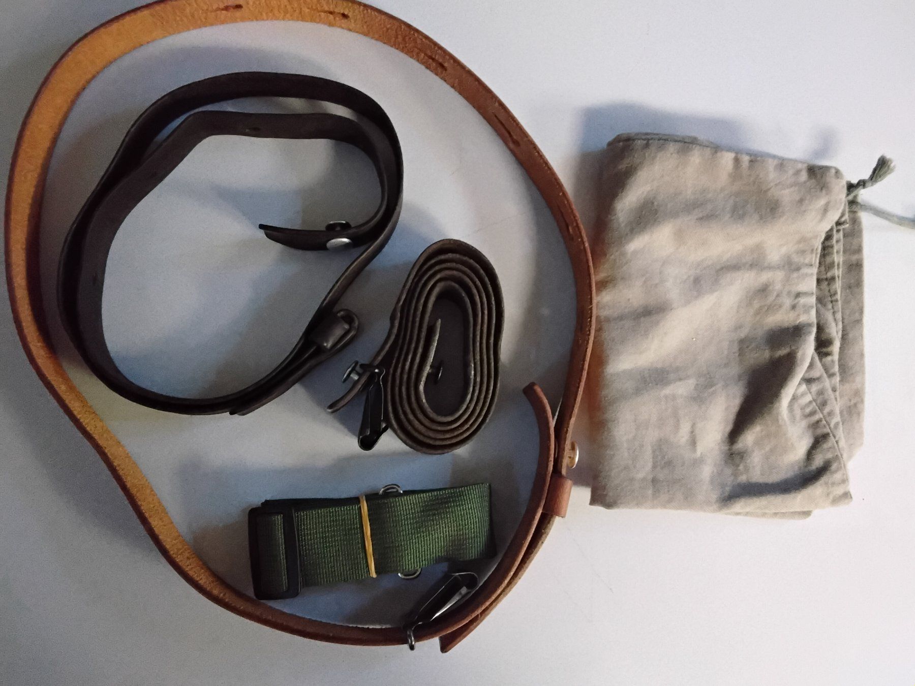 Schweizer Armee Sonstige Kleidung & Accessoires: Diverse  Gewehrriemen – Gebraucht aus Bazenheid von Gogo50