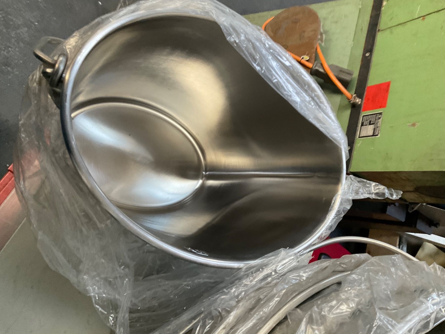 Autres articles pour la maison: EIMER/KÜBEL INOX – D'occasion à Altnau par Seemoewe 1