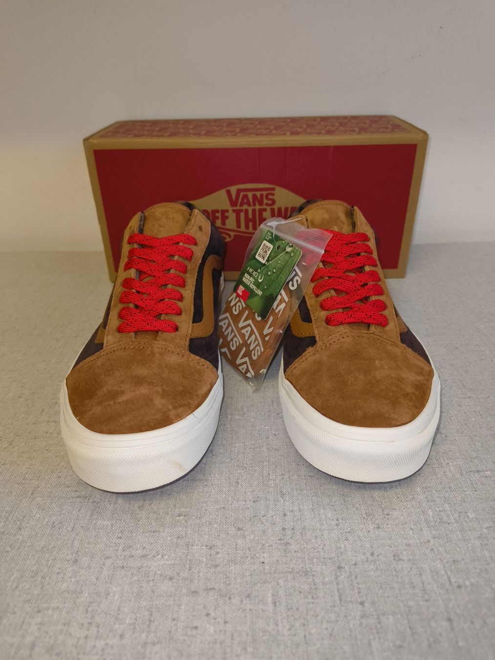 Vans Scarpe da uomo: VANS Old Skool, Grösse US 8 EURO 40.5 – Nuovo e nell'imballaggio originale da Uitikon Waldegg venduto da PJLS1 1
