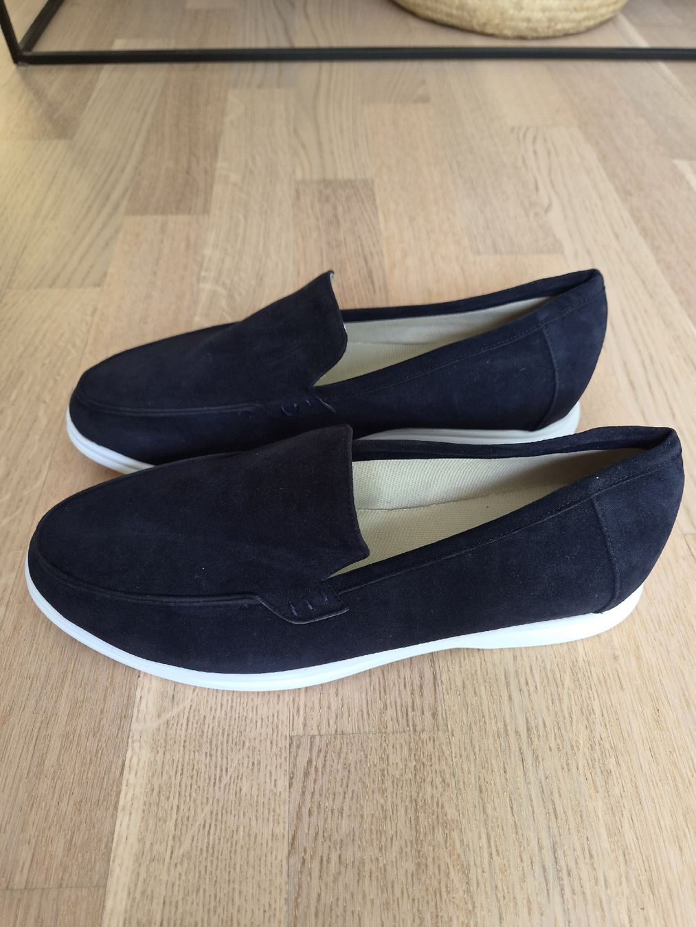 Chaussures hommes: Loafer / Slipper navyblau Gr. 44 – D'occasion à Goldach par Napoleon_1992 1