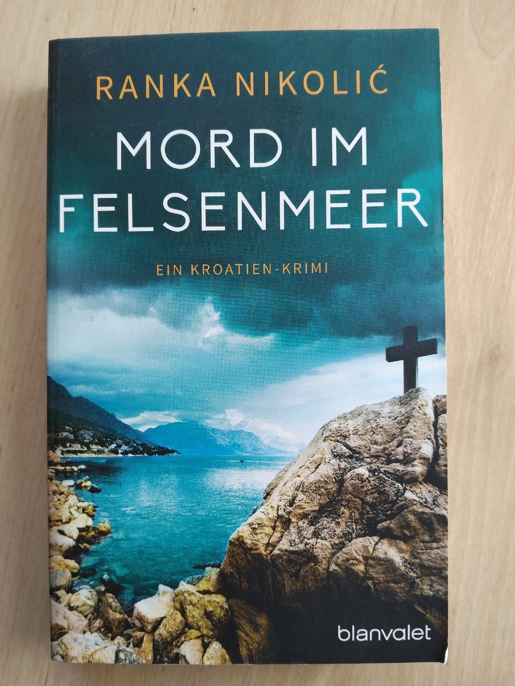 Libri: Buch Mord im Felsenmeer – Usato da Betschwanden venduto da mel_yrp5