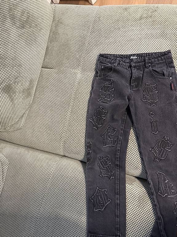 Jeans: Jeans Grösse 10 – D'occasion à Hindelbank par keithi 2