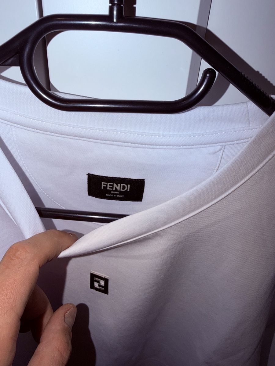 T-shirt: FENDI ROMA L Relax  – Usato da Cortaillod venduto da auraya22 1