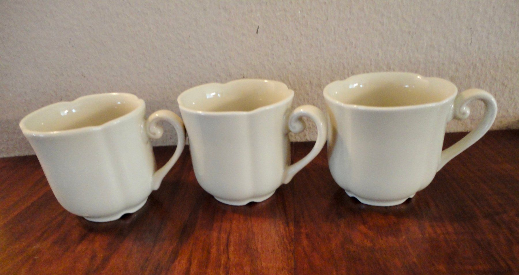Tasses: 3 Kaffeetassen (Langenthal) – D'occasion à wädenswil par niki20