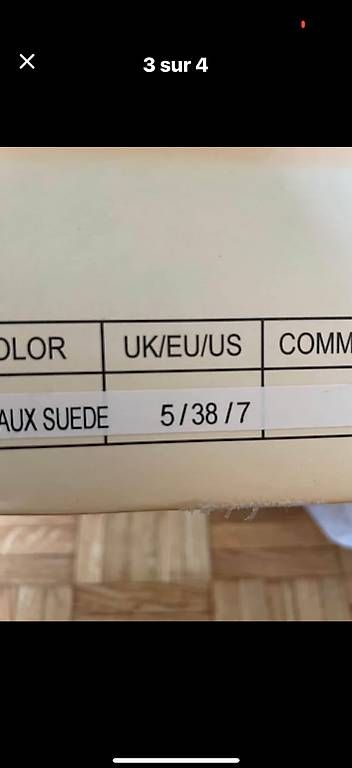 Chaussures femmes: Bottes hautes en daim 38 – D'occasion à Puidoux par neg_9p7m 2