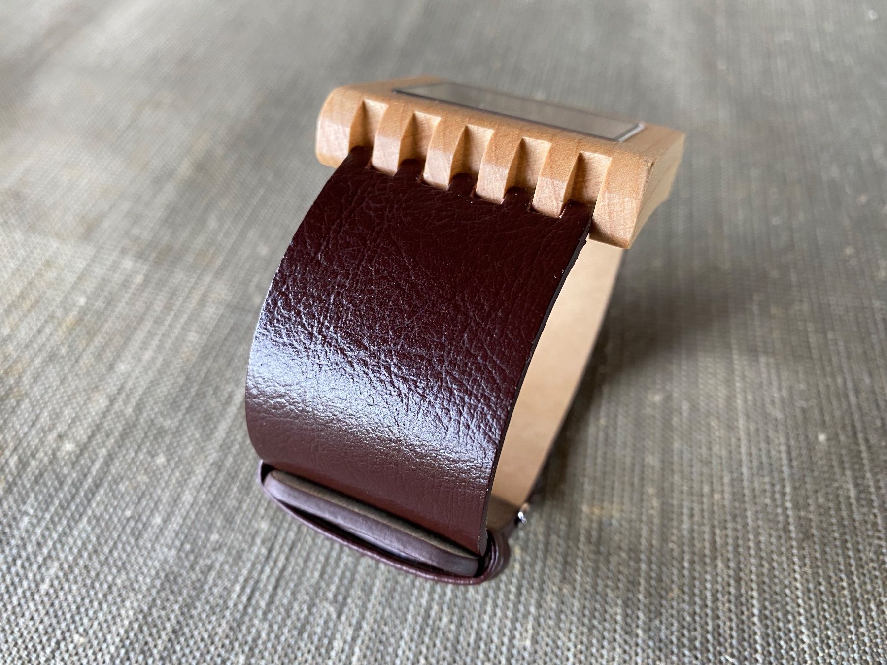 Montres: schöne Laimer Woodwatch – D'occasion à Feldbach par Fea1 4