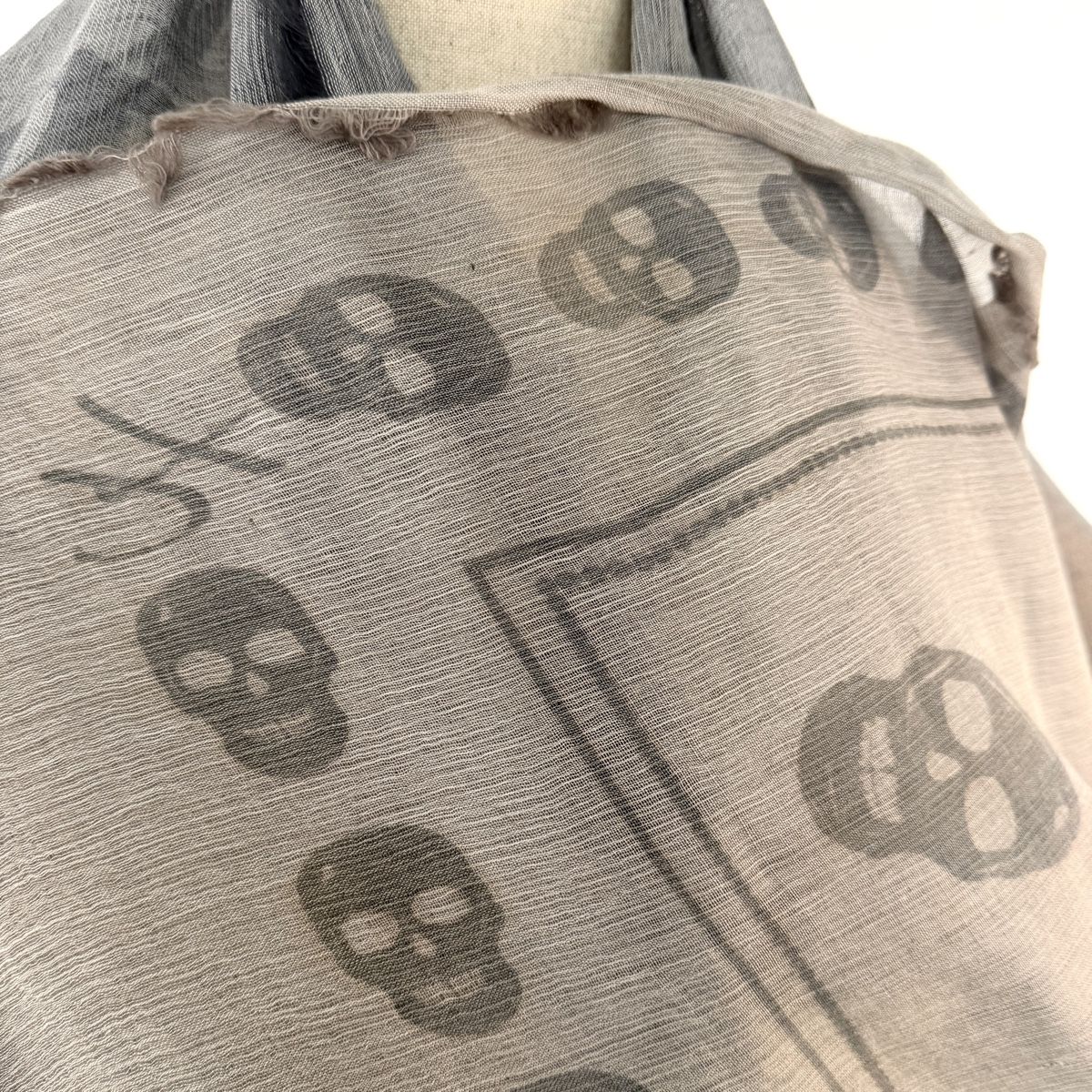 Hemisphere Foulard & Sciarpe: HEMISPHERE Scarf – Nuovo (secondo la descrizione) da Emmen venduto da Avviivva_Com2023 3