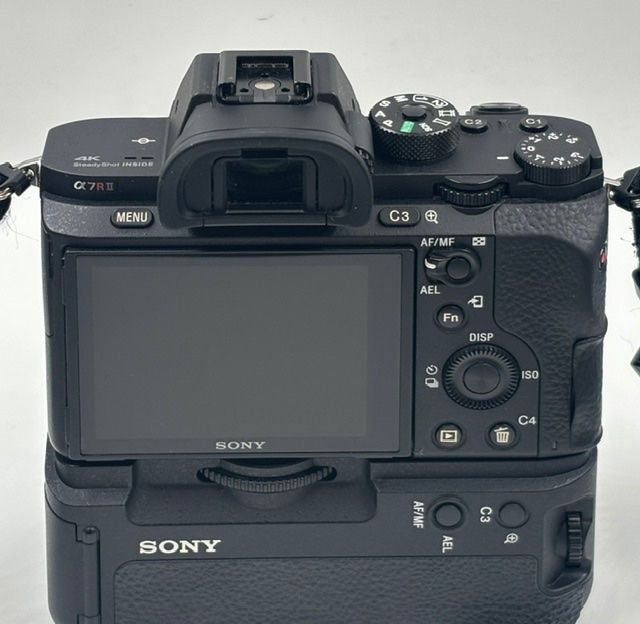 Sony Fotocamera: Sony ILCE-7RM2 / A7RII - 42 MP – Usato da Seewis Dorf venduto da Plebejus 4