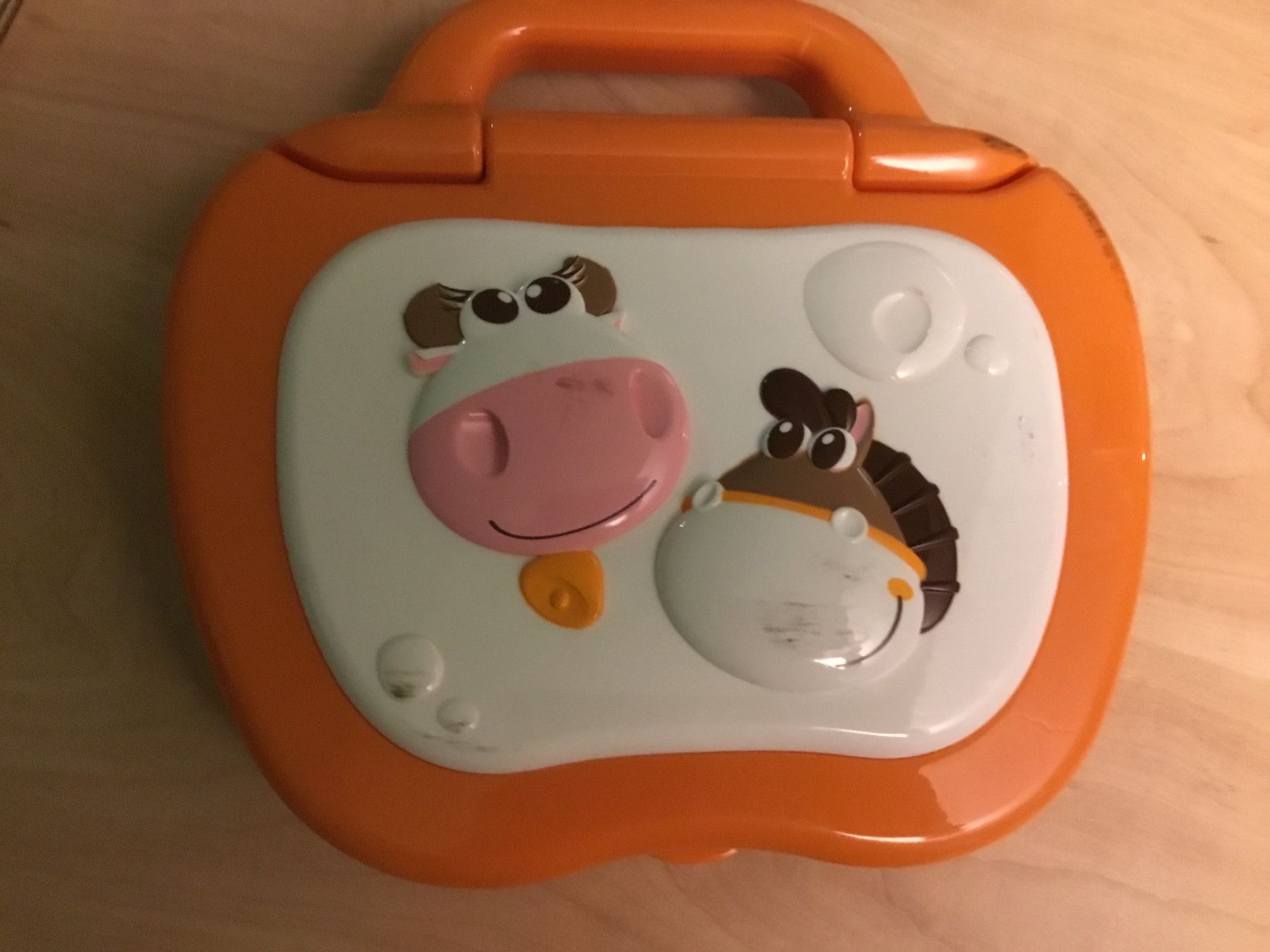 Chicco Jeux: Chicco Lerncomputer/Laptop – D'occasion à Obergerlafingen par cabo4