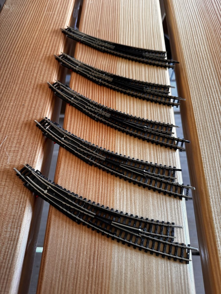 Trix Modellini di ferrovie: Minitrix, Bogenweiche links 4970, 5 Stk – Usato da Kyburg-Buchegg venduto da Mlaett 1