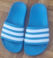 Badeschuhe Adidas blau-weiss Grösse 32