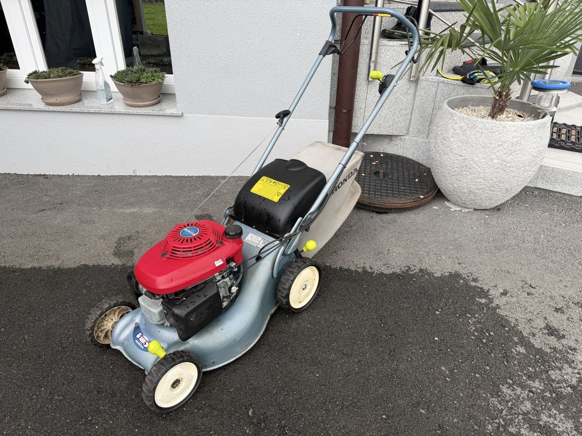 Honda Tagliaerba: Rasenmäher Honda mit Radantrieb  – Usato da Uttigen venduto da huki123 2