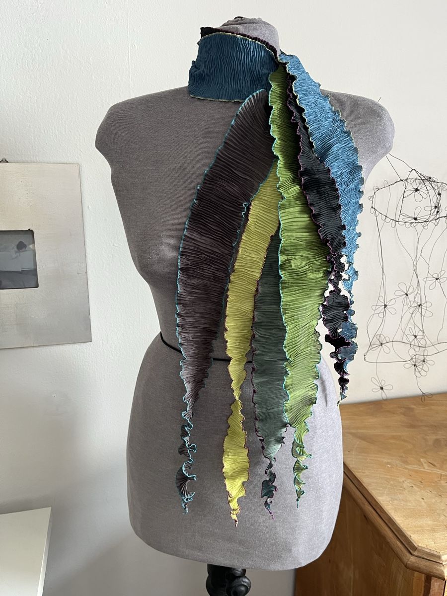 Foulard & Sciarpe: Foulard plissé multicolore – Usato da Lausanne venduto da joltei