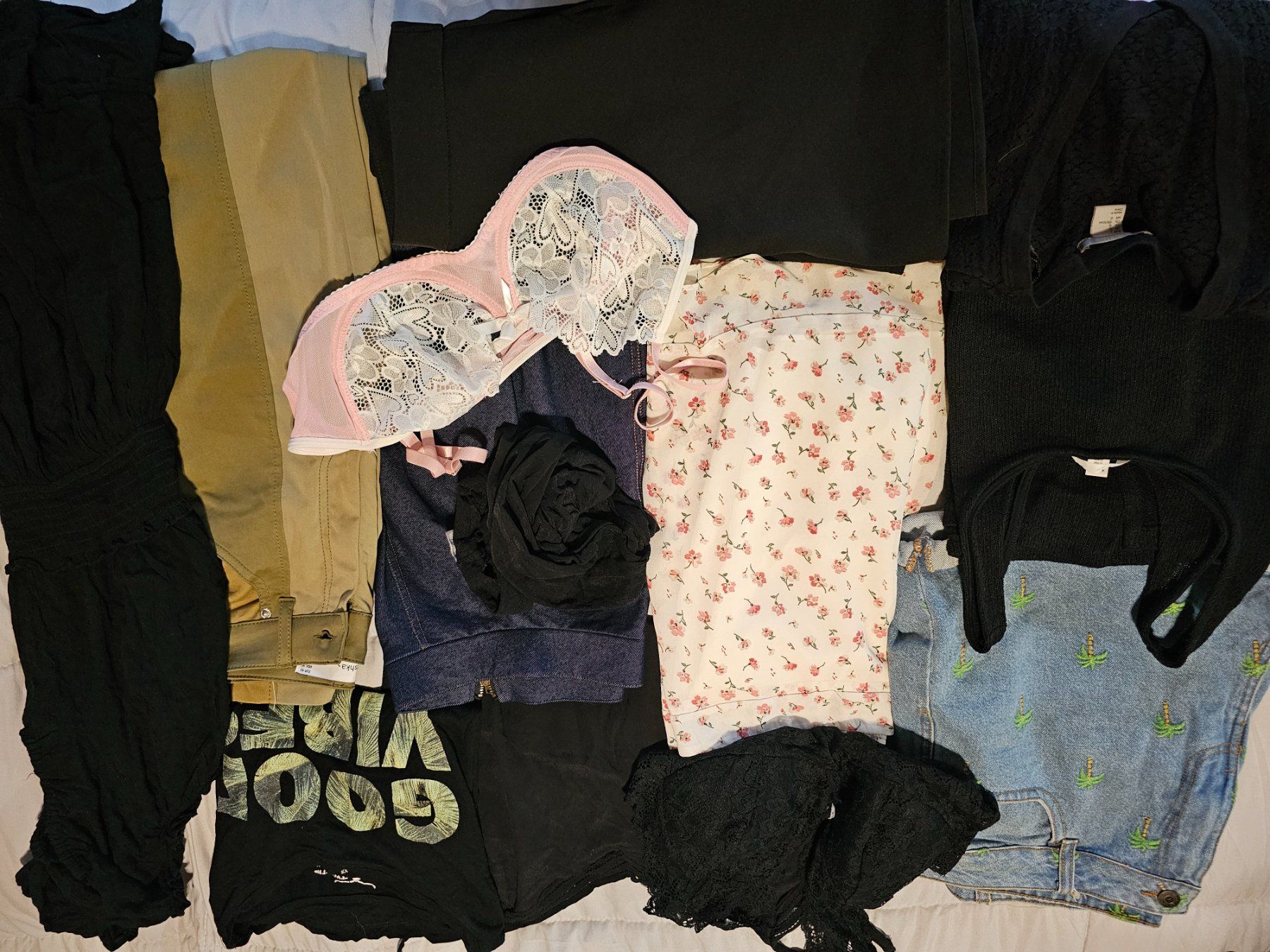 Kleiderpakete: Kleiderpaket über100 Teile Gr M/L – Neu (gemäss Beschreibung) aus Grabs von Sunnewis-2 6