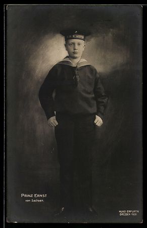 Prinz Ernst von Sachsen im Matrosenhemd