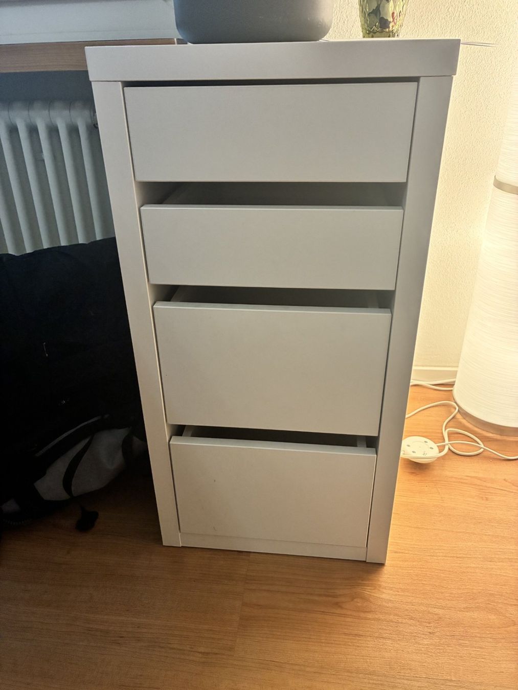 Scaffali: Gratis Ikea Aufbewahrung – Usato da Nussbaumen AG venduto da janaveo