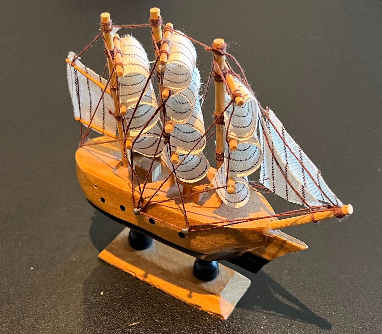Kit di modellismo & Modellini statici: Segelschiff – Nuovo (secondo la descrizione) da Küsnacht ZH venduto da Koluk 1