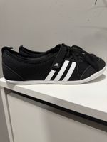 Adidas Sneaker Gr. 38 neuwertig für 