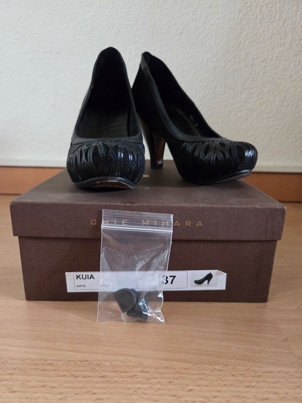 Chie Mihara Chaussures femmes: Chie Mihara Pumps Gr. 37 – D'occasion à Zürich par kat_7wq2 5