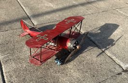 Flugzeug Doppeldecker Roter Baron aus Metall