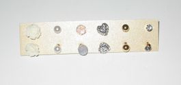 6 Paar Ohrstecker goldfarbig (u.a. Herz, weisse Rose)